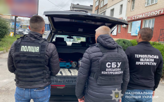 В Тернопольской области задержали мужчину, который за $3500 обещал военному «облегчить» службу