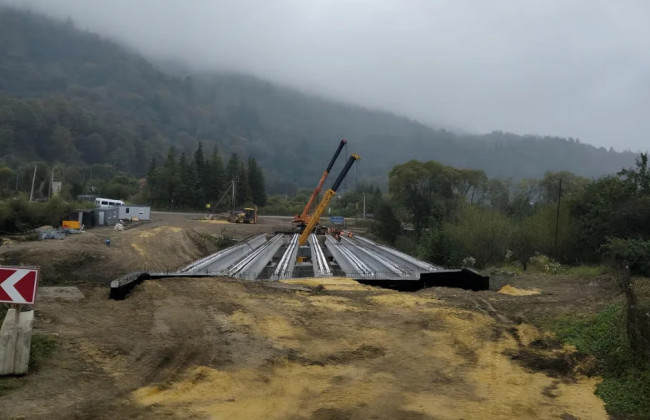 Во Львовской области построят мост через реку Опир рядом со старым