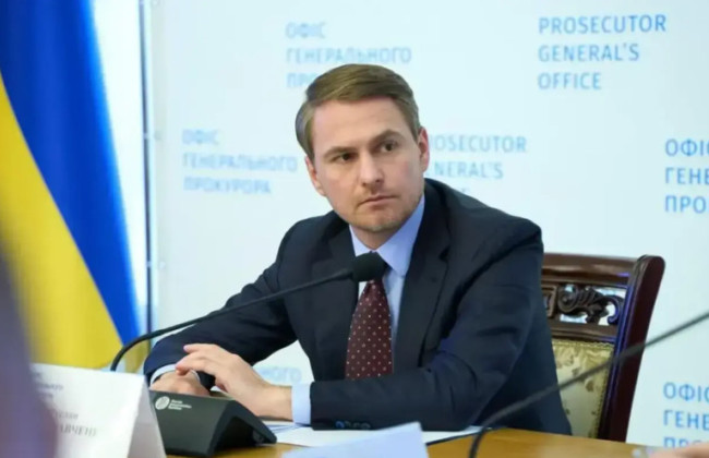 Прокуратура оспаривает в судах выдачу более 110 разрешений на недропользование – Руслан Кравченко