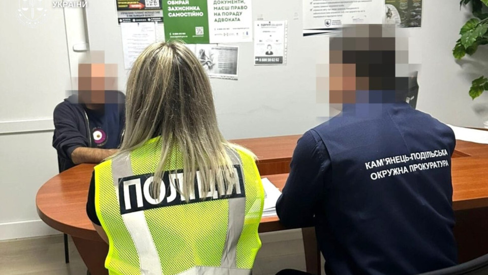 Залишив 5 тисяч у  авто — на Хмельниччині нетверезий водій намагався відкупитися від поліції