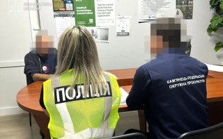 Оставил 5 тысяч в авто — в Хмельницкой области нетрезвый водитель пытался откупиться от полиции