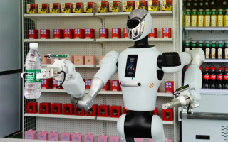 В Пекине открыли продуктовый магазин, где продавцом работает человекоподобный робот