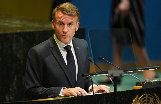 Макрон требует найти и наказать тех, кто угрожал судьям по делу Саркози