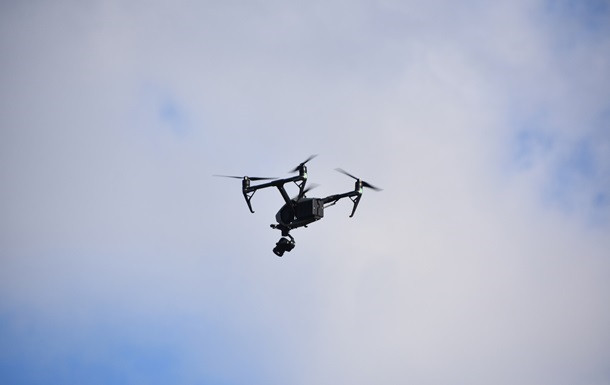 В Нидерландах закрывали взлетную полосу аэропорта из-за появления беспилотника