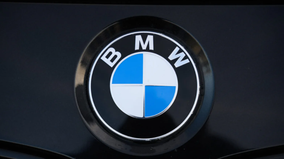 BMW відкликає майже 200 тисяч автомобілів через ризик займання