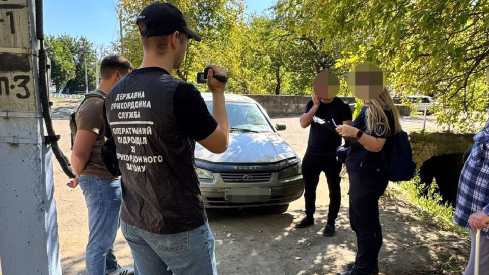 Пограничник организовывал военнообязанным «туры» в Молдову за $9 тысяч — ГБР