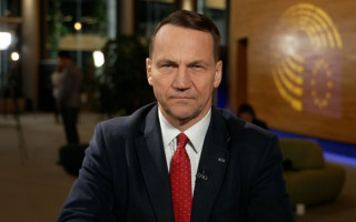 Дональд Трамп любит победителей, поэтому он встал на сторону Украины, — Радослав Сикорский