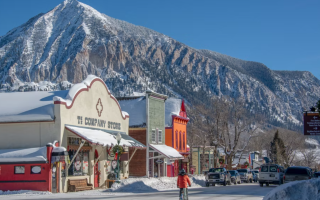 Суд в США присудил $20 миллионов девушке, которая осталась парализованной после падения с горнолыжного подъемника