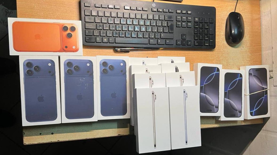 В Украину по зеленому коридору направлялась партия новых iPhone на 1,5 млн гривен