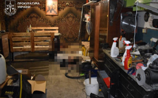 В Киевской области мужчина убил деревянной палкой любовницу и 4 дня держал тело в гараже