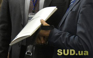 Контролировать деятельность юридических служб министерств и других центральных органов исполнительной власти будет Минюст