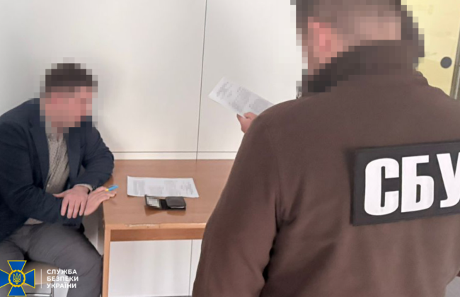 В прокуратуре обвинили руководителя аппарата КГГА Дмитрия Загуменного в подделке документов для командировок в Барселону и Флоренцию