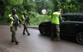 Польша еще на полгода продлила выборочные проверки на границе с Германией и Литвой