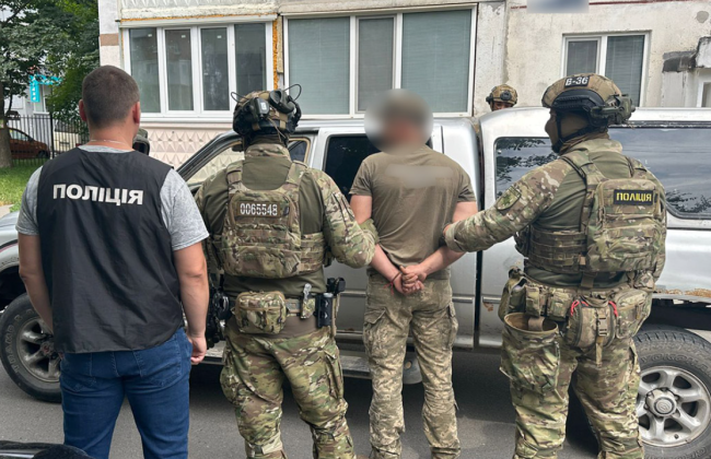 В Хмельницком будут судить мужчину, который за 14 тысяч долларов переправлял ухилянцев