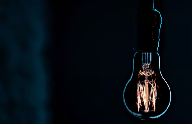 В Чернигове и области вводят графики отключения света из-за обстрела энергосистемы