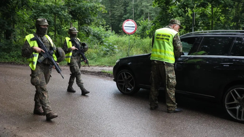 Польша еще на полгода продлила выборочные проверки на границе с Германией и Литвой