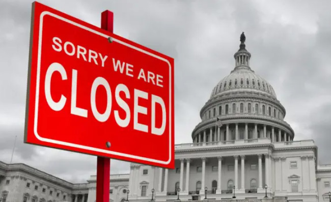 Впервые за семь лет — в США наступил шатдаун