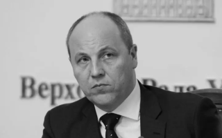 Зеленский посмертно присвоил звание Героя Украины Андрею Парубию