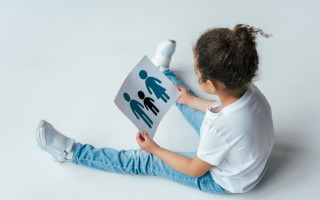 Правительство запускает проект «Семейный дом» для подростков, лишенных родительской опеки