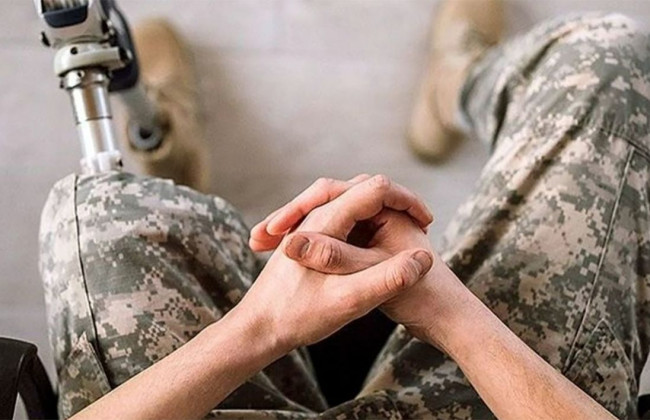 Право на одноразову допомогу військовослужбовцю настає лише з моменту встановлення інвалідності, пов'язаної з військовою службою — КАС ВС