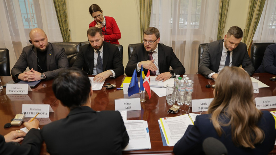 Голова НАЗК Віктор Павлущик на зустрічі з єврокомісаром Мартою Кос заявив, що політична нейтральність НАЗК – запорука довіри