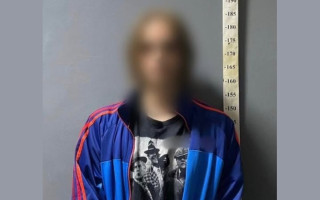 В Киеве мужчина избил женщину из-за замечания в магазине