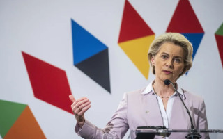 Еврокомиссия должна согласовать использование помощи на военные нужды – после чего Минфин внесет законопроект об увеличении расходов на выплаты военным на 300 млрд грн