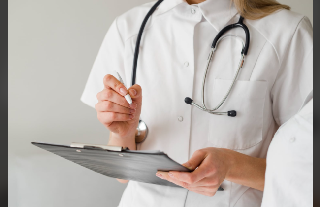 Без медосмотра – без работы: Гоструда напомнила правила для работодателей