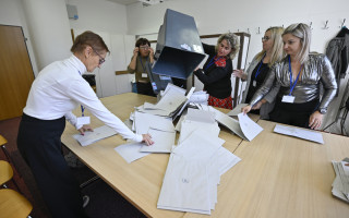 В Чехии движение ANO лидирует на парламентских выборах — предварительные результаты подсчета голосов