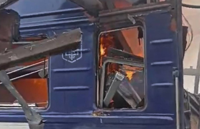 Российский удар по вокзалу в Шостке: ранены мать и трое детей