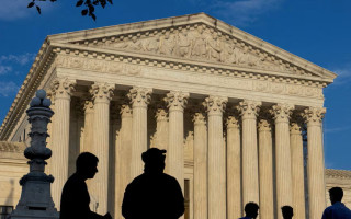 Верховный суд в США решает, можно ли запрещать адвокату общаться с клиентом во время судебных перерывов