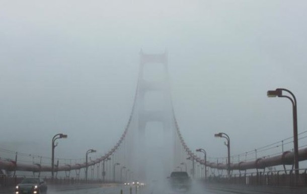 Київ і область накрив туман із видимістю 200 метрів