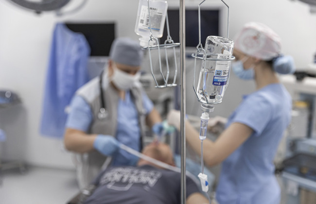 На Житомирщині лікар-анестезіолог ввела пацієнту завищену дозу препарату — чоловік помер