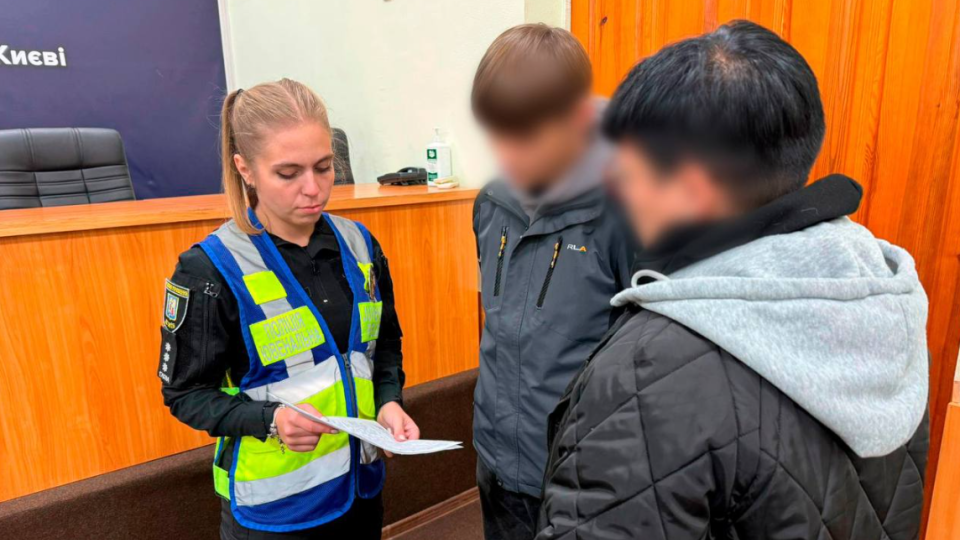 У Києві на Троєщині підлітки гуртом побили школяра — справою займається поліція