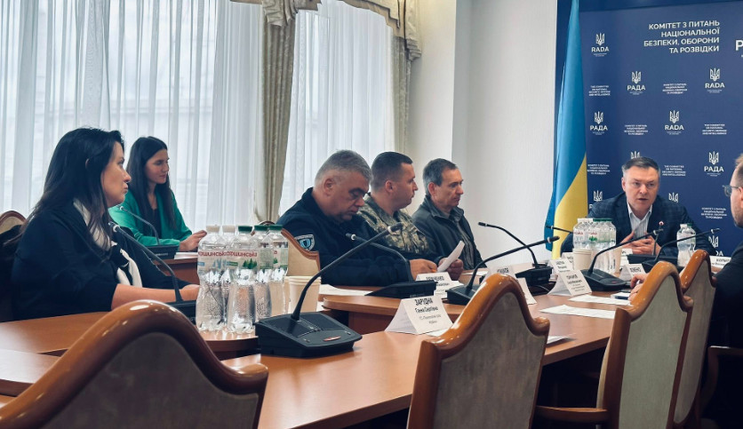 Військовослужбовці, яким після полону оголосять підозру у втраті військового майна, непокорі, СЗЧ, не зможуть отримати 50 тисяч грн на лікування – комітет рекомендував законопроект