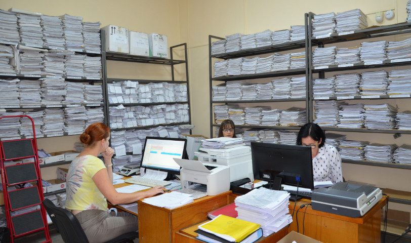 Зарплата работников аппаратов судов и помощников судей в 2025 году – ГСА сообщила о размерах зарплат