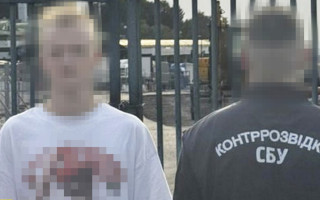 Польша передала СБУ 16-летнего харьковчанина, который вербовал подростков для терактов