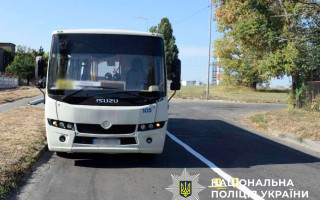 В Киеве конфликт между водителями маршруток перерос во взрыв боевой гранаты