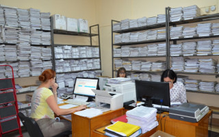 Зарплата работников аппаратов судов и помощников судей в 2025 году – ГСА сообщила о размерах зарплат