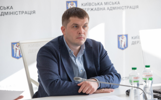 Руководителя аппарата КГГА Дмитрия Загуменного отправили под домашний арест из-за «командировок» в Барселону и Флоренцию