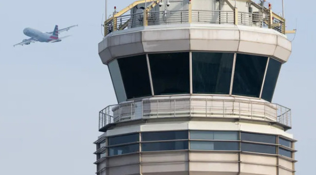 В США начались массовые сбои в авиасообщении из-за шатдауна