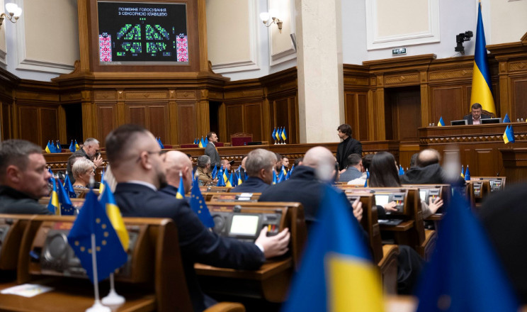 Проведение местных выборов во время военного положения невозможно – Верховная Рада приняла постановление