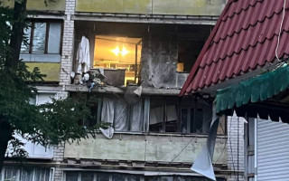 В Святошинском районе Киева произошел взрыв в многоэтажке: есть погибший и раненый