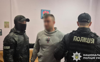 «Бизнес на трезвости» — в Киеве задержали врача-нарколога, который подделывал результаты анализов
