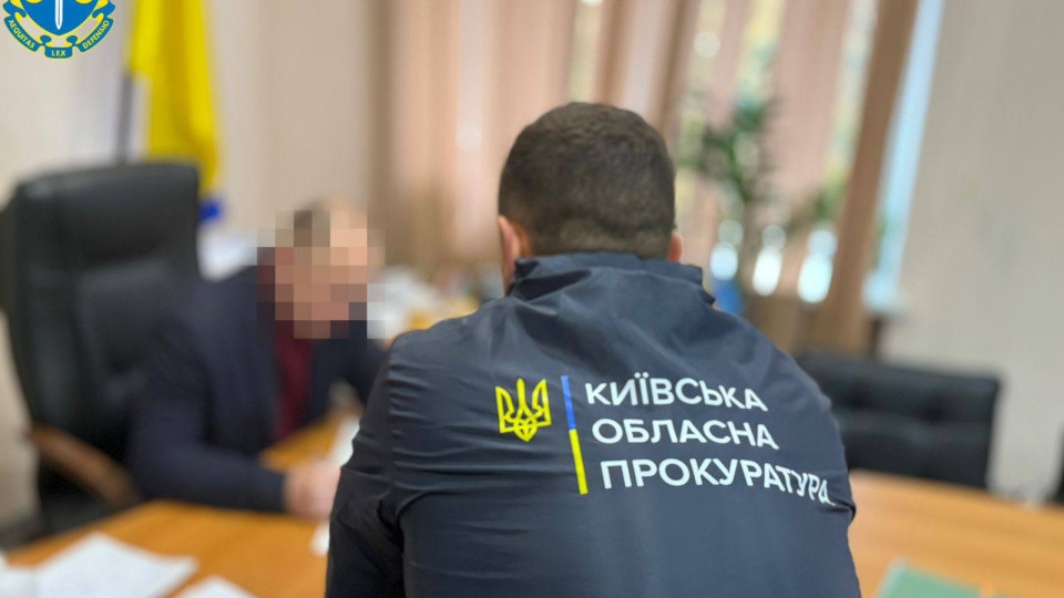 Фіктивні ремонти, «мертві» укриття та сірі схеми на Київщині – підозри отримали міськголови Момот та Маркушин
