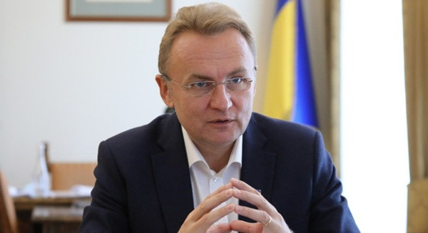 У Львові тестуватимуть всі альтернативні системи життєзабезпечення на випадок блекауту — Садовий