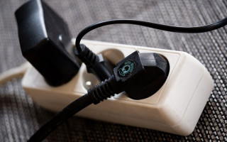 Як безпечно вмикати техніку після повернення світла – поради ДСНС