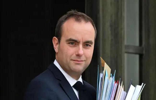 Правительство-отставка-правительство: Макрон повторно назначил Себастьяна Лекорню премьер-министром Франции