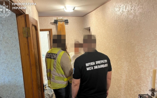 В Хмельницкой области женщина требовала $7 тысяч за «помощь» в оформлении инвалидности ребенку