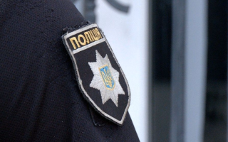 На Сумщині підлітки побили дівчинку та застосували сльозогінний газ — поліція відкрила справу